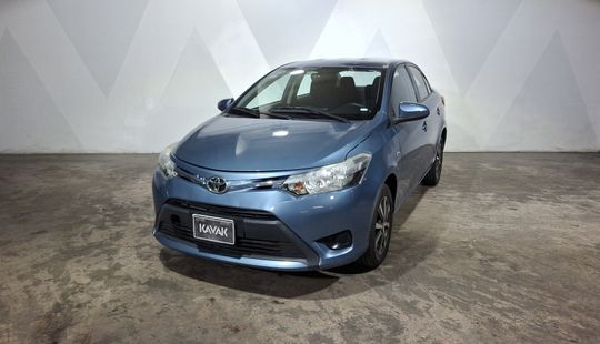 Toyota • Yaris
