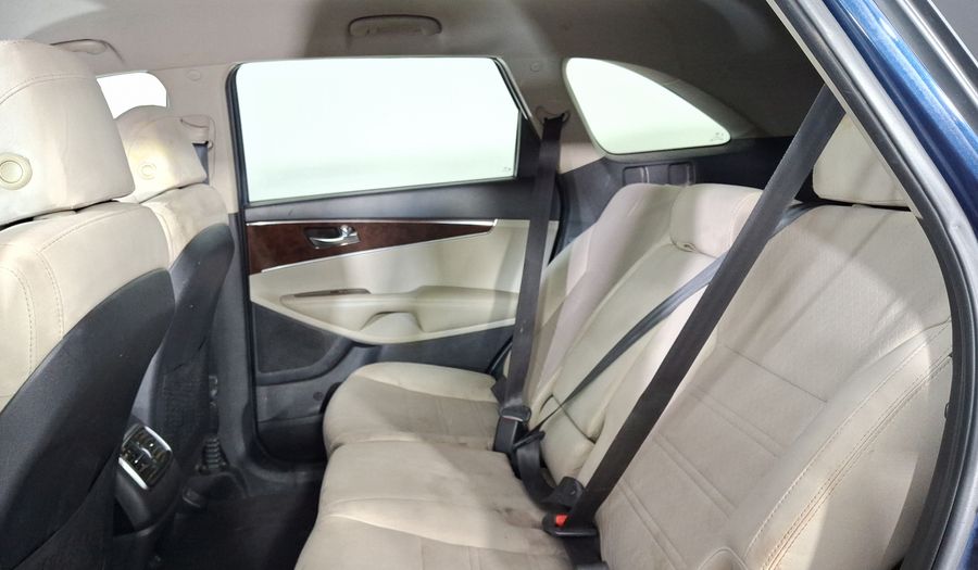 Kia Sorento 2.4 LX AT Suv 2017
