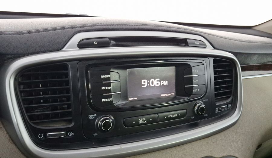 Kia Sorento 2.4 LX AT Suv 2017