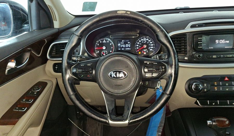Kia Sorento 2.4 LX AT Suv 2017