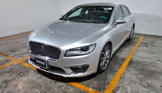 Lincoln • MKZ