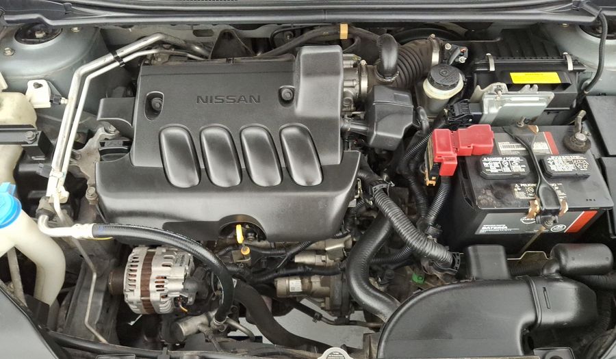 Nissan Sentra 2.0 EMOTION CVT Sedan 2011