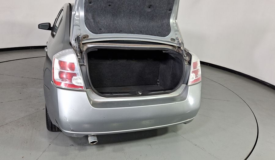 Nissan Sentra 2.0 EMOTION CVT Sedan 2011