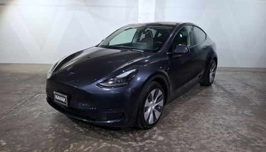Tesla • Model Y