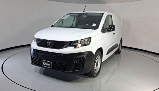 Peugeot • Partner