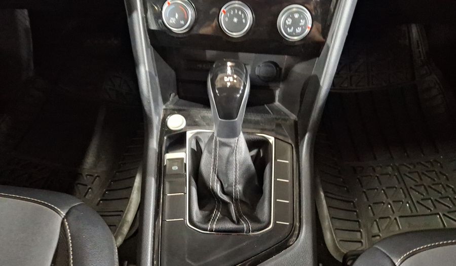 Volkswagen Taos 1.4 TSI COMFORTLINE AUTO Suv 2023