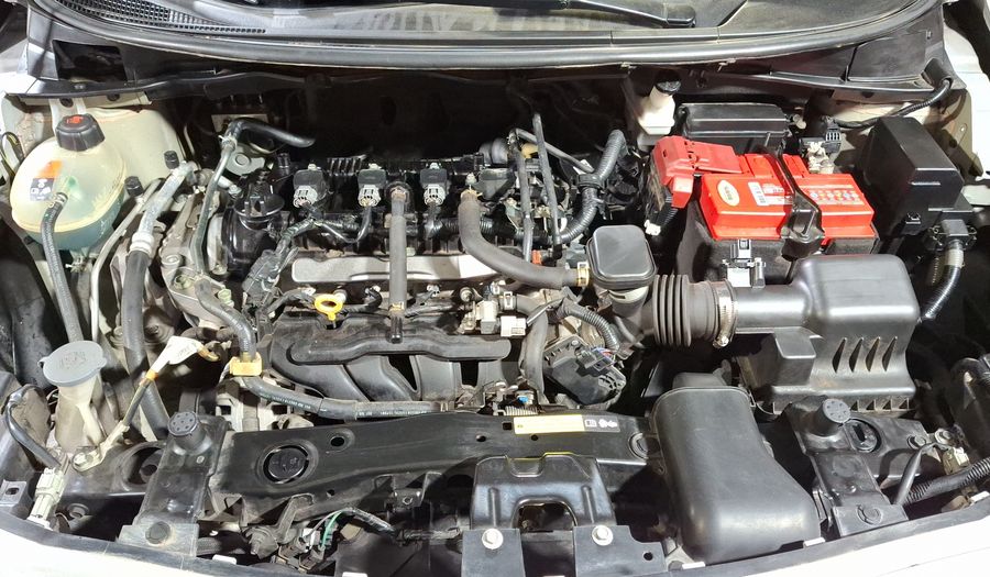 Nissan Versa 1.6 ADVANCE CVT Sedan 2020
