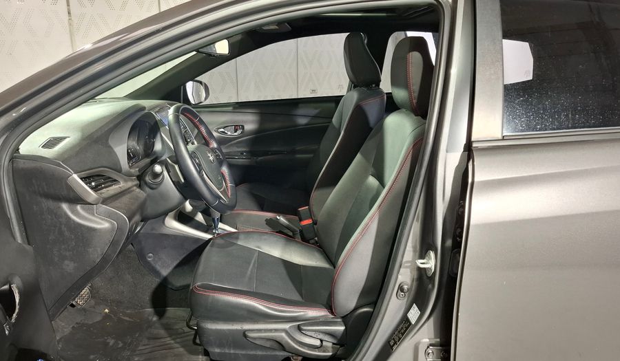 Toyota Yaris 1.5 S CVT Hatchback 2021