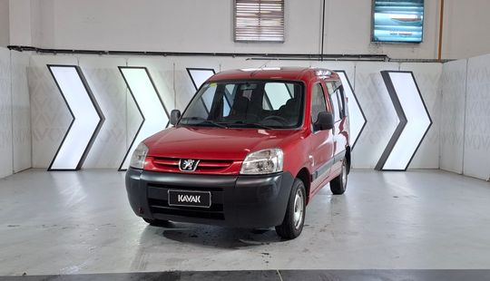 Peugeot • Partner