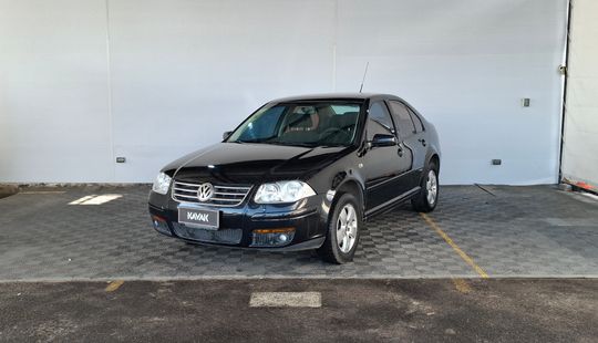 Volkswagen • Bora