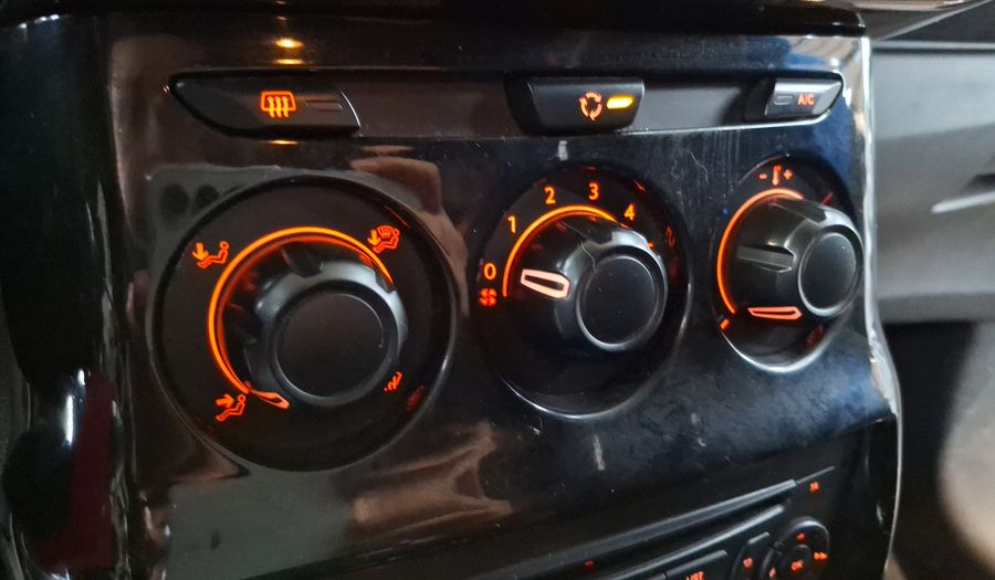 Citroen Ds3 1.6 VTI 120 Hatchback 2015
