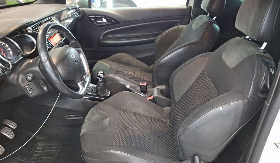 Citroen Ds3 1.6 VTI 120 Hatchback 2015