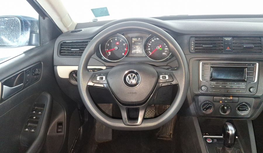 Volkswagen Jetta 2.5 TRENDLINE TIP. Sedan 2016