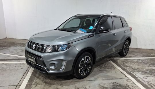 Suzuki • Vitara