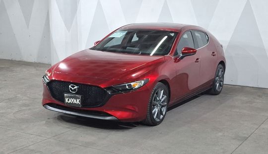Mazda • Mazda 3