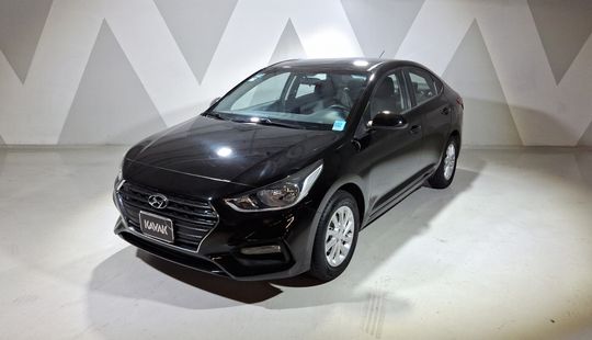Hyundai • Accent