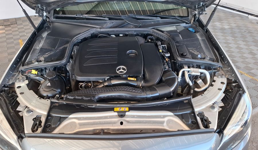 Mercedes Benz Clase C 2.0 200 AVANTGARDE AUTO Sedan 2020