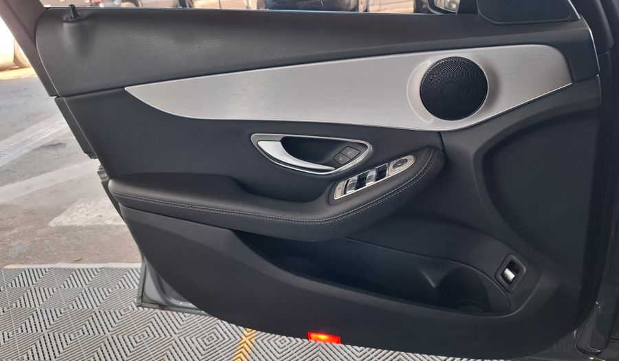 Mercedes Benz Clase C 2.0 200 AVANTGARDE AUTO Sedan 2020