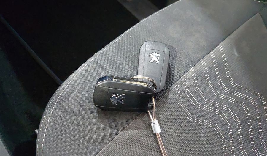 Peugeot 2008 1.6 STYLE AUTO Suv 2019