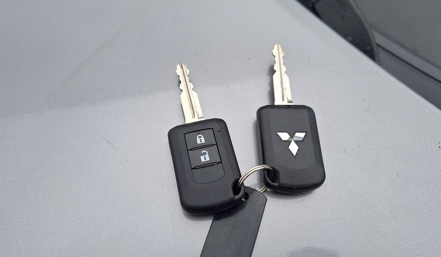 Mitsubishi Outlander 2.0 CVT Suv 2018