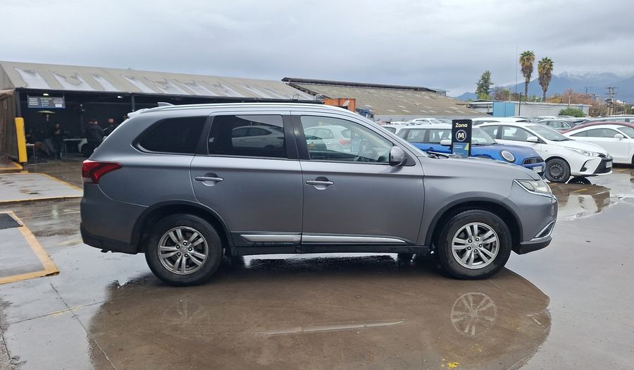 Mitsubishi Outlander 2.0 CVT Suv 2018