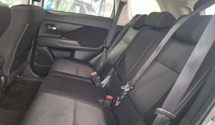 Mitsubishi Outlander 2.0 CVT Suv 2018