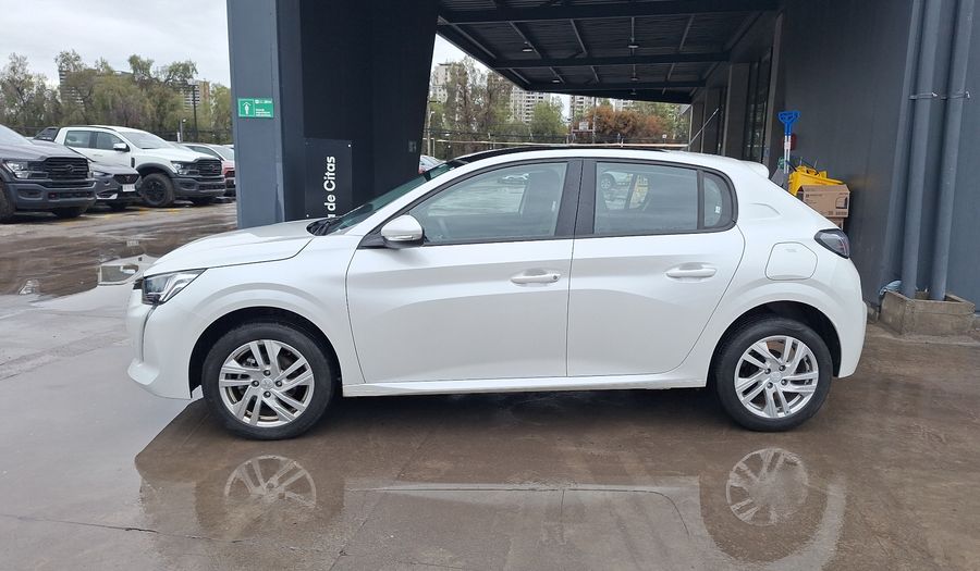 Peugeot 208 1.2 PURETECH 75 HP STYLE Hatchback 2023