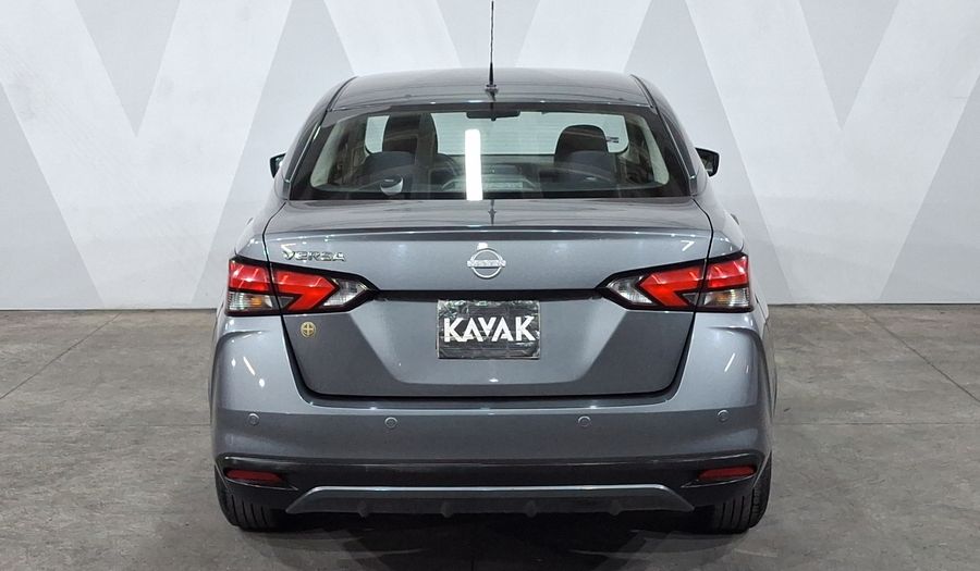 Nissan Versa 1.6 SENSE Sedan 2024