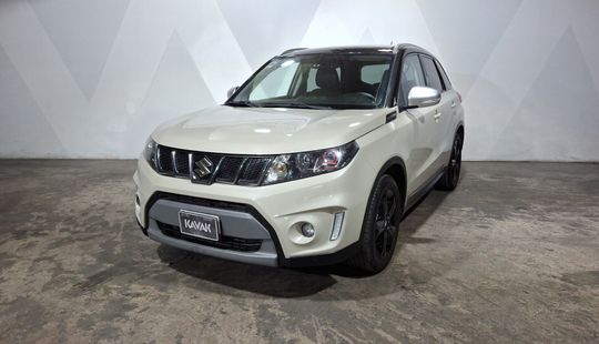 Suzuki • Vitara