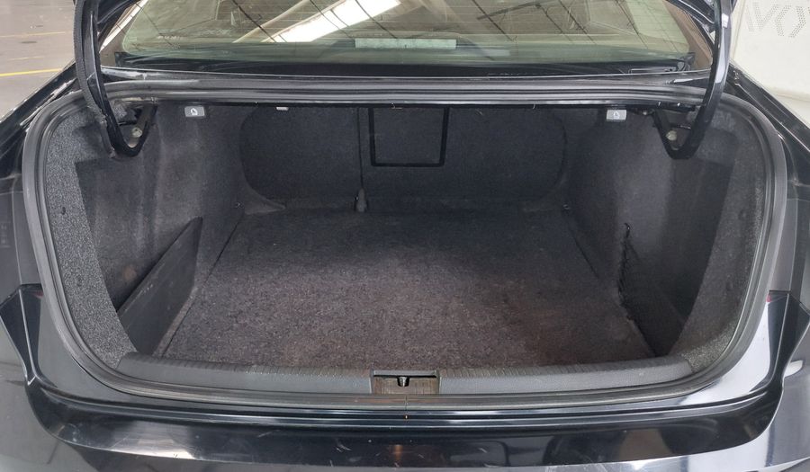 Volkswagen Vento 1.4 TSI HIGHLINE Sedan 2017