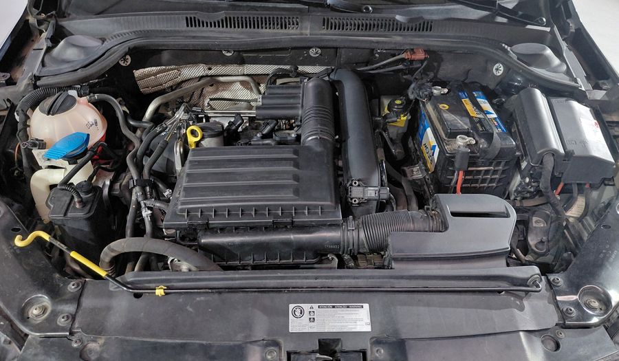 Volkswagen Vento 1.4 TSI HIGHLINE Sedan 2017