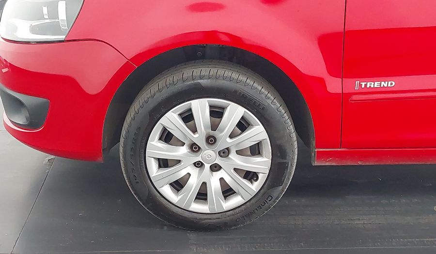 Volkswagen Fox 1.6 VHT TOTAL FLEX I-MOTION Hatchback 2013