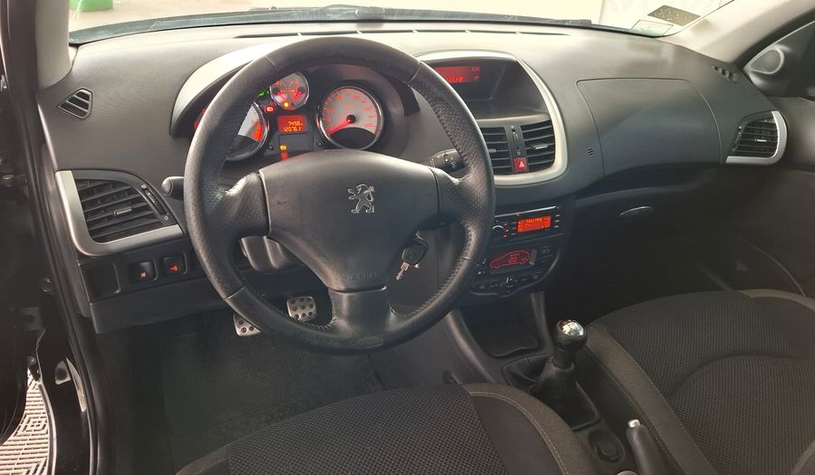 Peugeot 207 1.6 FELINE COMPACT Hatchback 2013