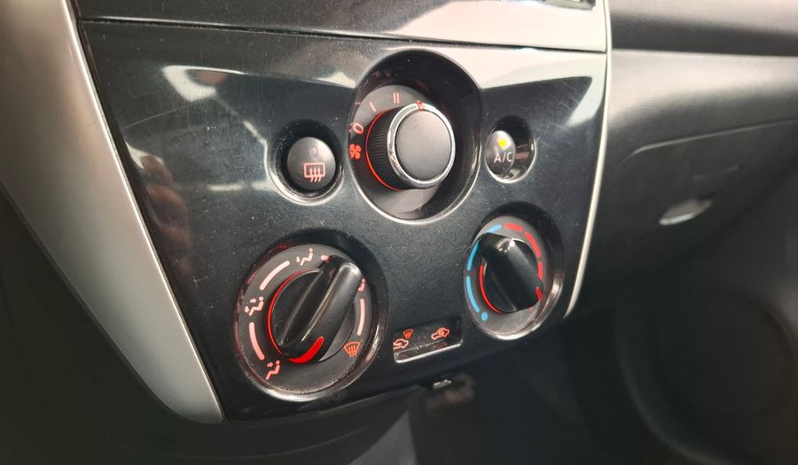 Nissan Versa 1.6 ADVANCE Sedan 2016
