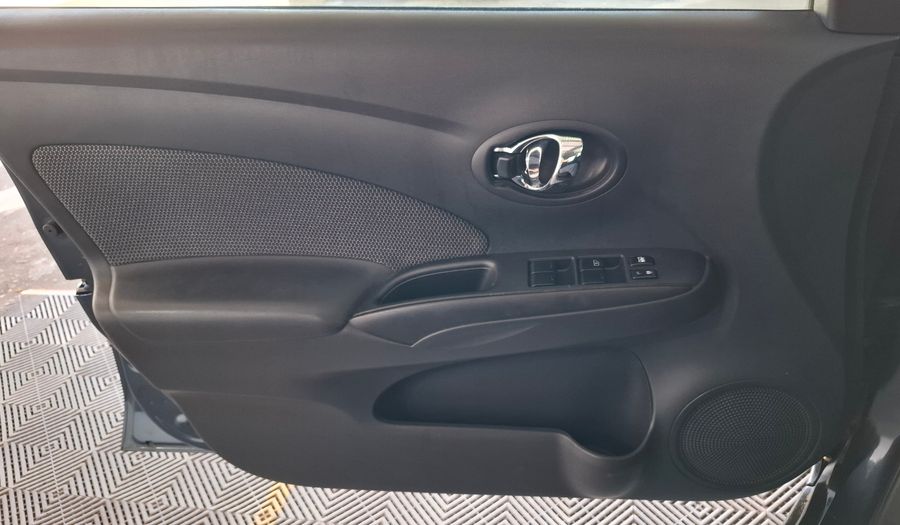 Nissan Versa 1.6 ADVANCE Sedan 2016