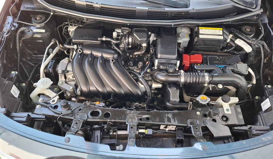 Nissan Versa 1.6 ADVANCE Sedan 2016