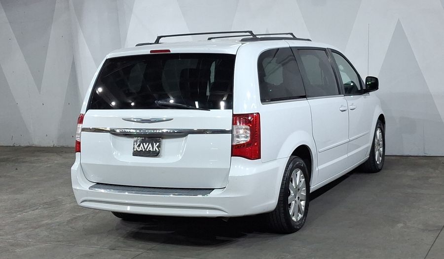 Chrysler Town & Country 3.6 TOURING Minivan 2016