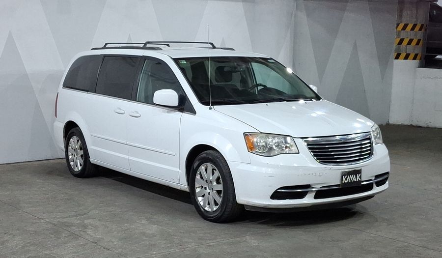 Chrysler Town & Country 3.6 TOURING Minivan 2016
