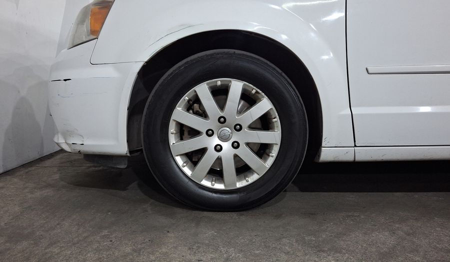 Chrysler Town & Country 3.6 TOURING Minivan 2016