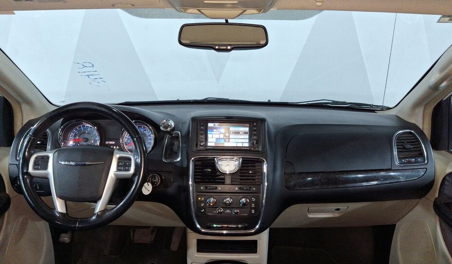 Chrysler Town & Country 3.6 TOURING Minivan 2016