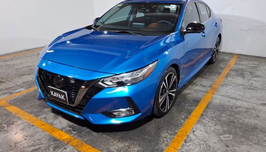 Nissan • Sentra