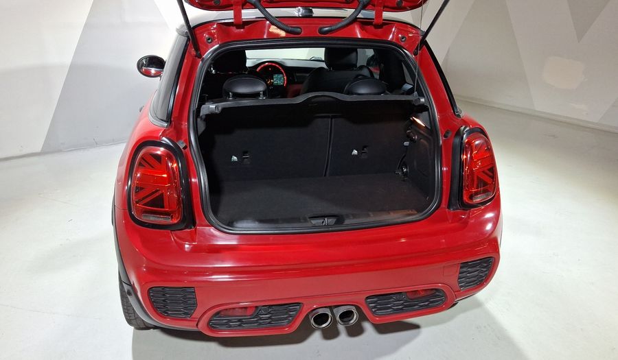 Mini John Cooper Works 2.0 JOHN COOPER WORKS HOT CHILI AT Hatchback 2018