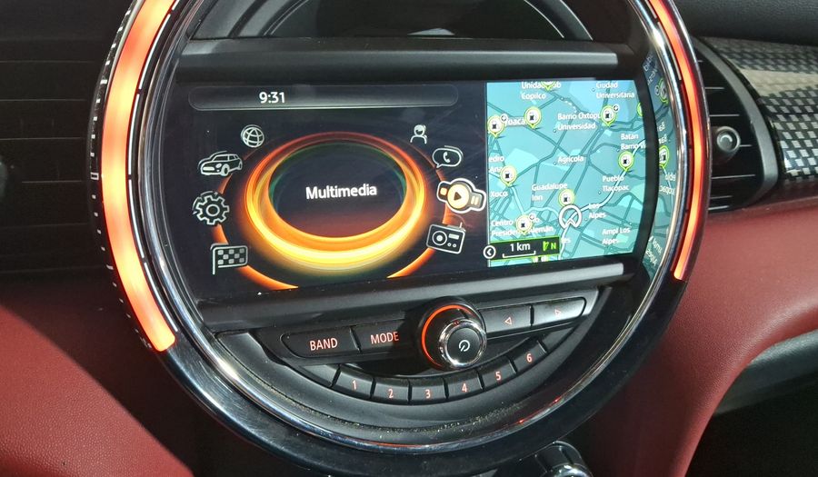 Mini John Cooper Works 2.0 JOHN COOPER WORKS HOT CHILI AT Hatchback 2018
