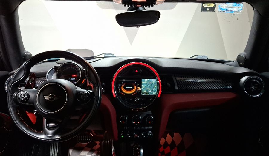 Mini John Cooper Works 2.0 JOHN COOPER WORKS HOT CHILI AT Hatchback 2018