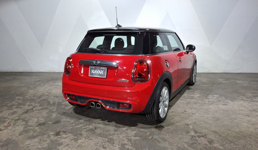 Mini Cooper S 2.0 COOPER HOT CHILI DCT Hatchback 2019