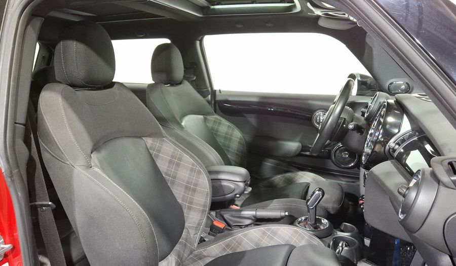 Mini Cooper S 2.0 COOPER HOT CHILI DCT Hatchback 2019