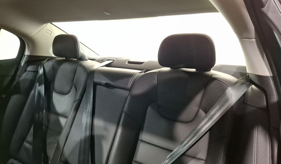 Volvo S60 2.0 B4 MHEV PLUS AUTO Sedan 2023