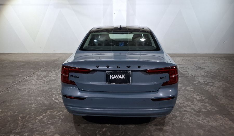 Volvo S60 2.0 B4 MHEV PLUS AUTO Sedan 2023