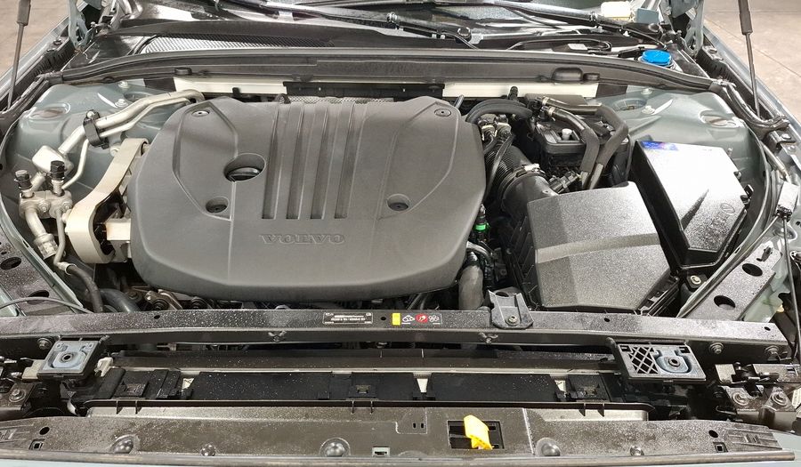 Volvo S60 2.0 B4 MHEV PLUS AUTO Sedan 2023