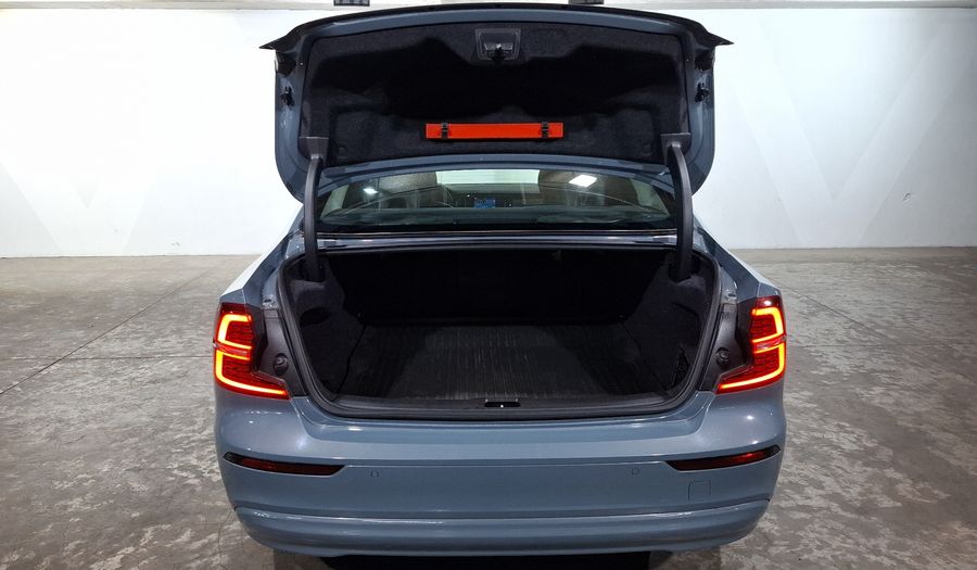 Volvo S60 2.0 B4 MHEV PLUS AUTO Sedan 2023